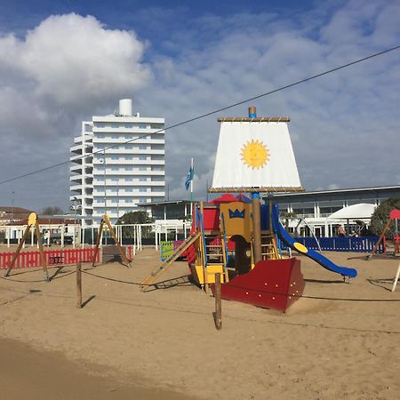 Beach Palace With Small Swimming Pool, Private Beach, Parking 利多迪迪耶索洛 外观 照片