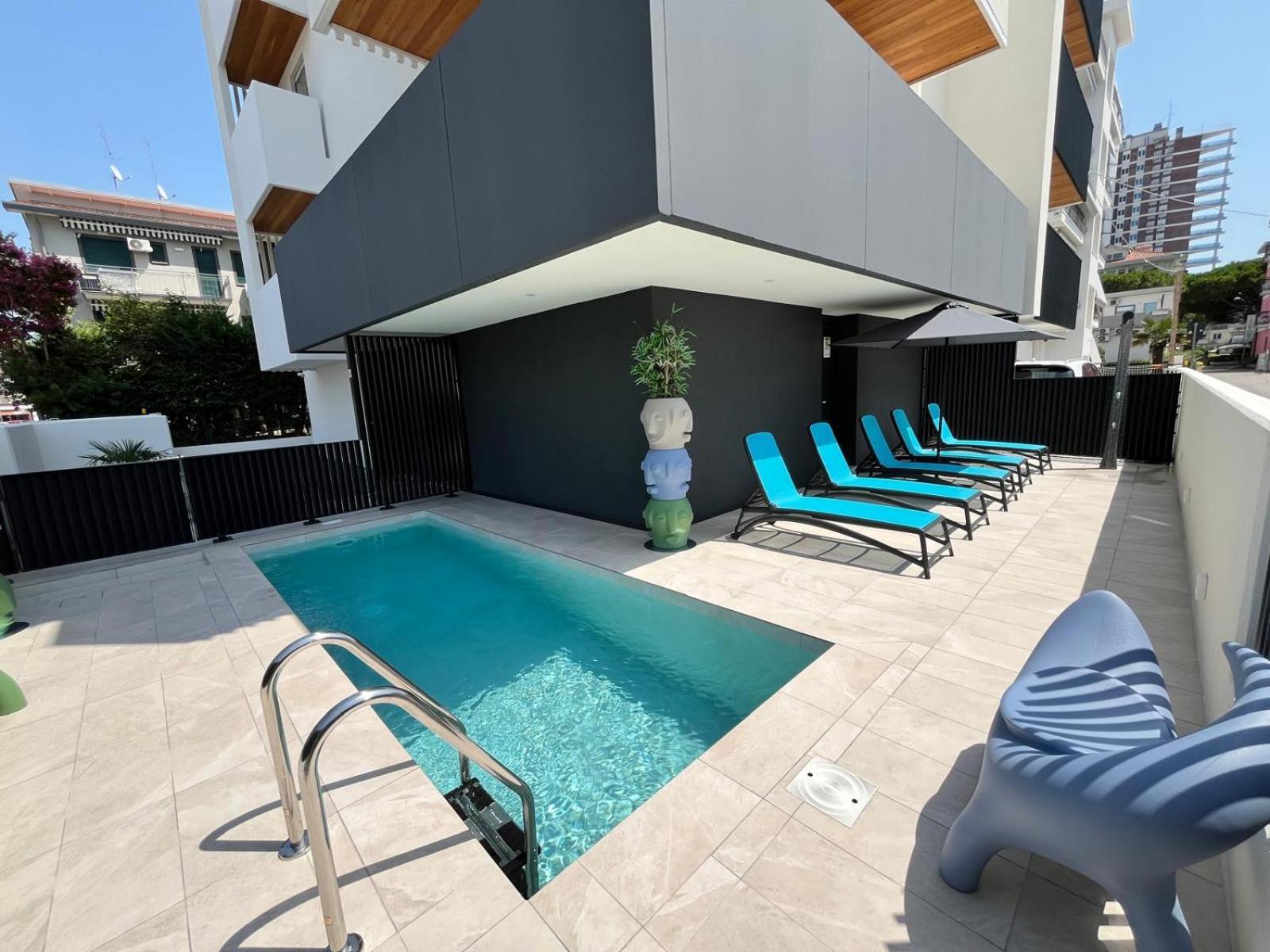 Beach Palace With Small Swimming Pool, Private Beach, Parking 利多迪迪耶索洛 外观 照片